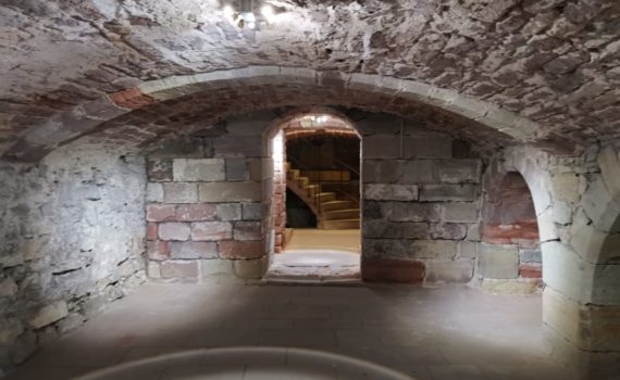 Unter der Basilika, römische Anfänge